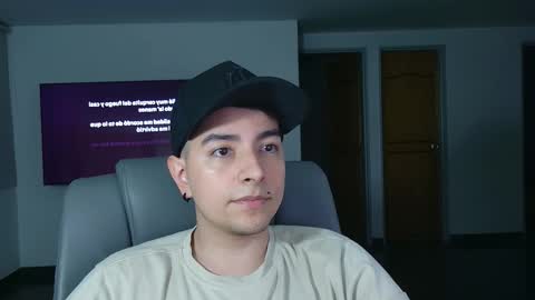 Jhoan Saenz online show from November 2025 12:13:01 AM