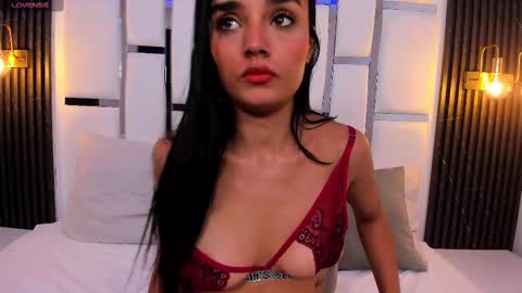 Jhoana  online show from January 2025 05:49:02 PM