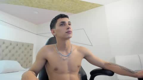 jhoanleandro online show from September 2025 04:47:01 AM