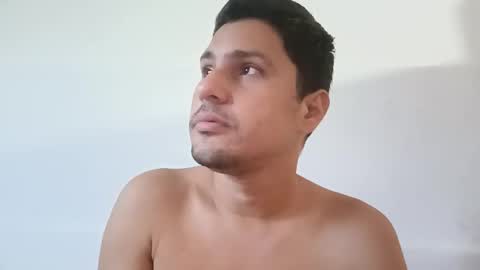 Jhon online show from February 2025 10:31:01 PM