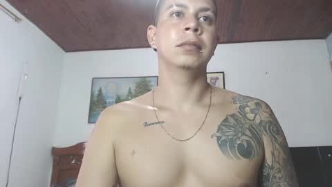 Snapshot of jhon_tommy chatting on December 2024 04:54:01 PM jhon tommy online show from December 2024 04:54:01 PM