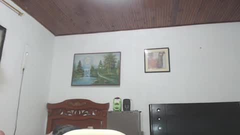 Snapshot of jhon_tommy chatting on December 2024 10:48:01 AM jhon tommy online show from December 2024 10:48:01 AM