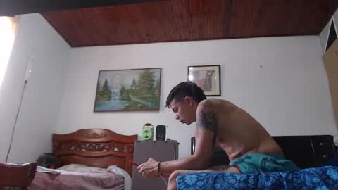 Snapshot of jhon_tommy chatting on February 2025 03:42:02 PM jhon tommy online show from February 2025 03:42:02 PM