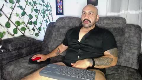 JhonD online show from January 2025 02:49:02 AM