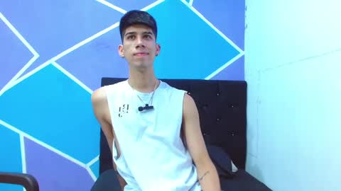 Snapshot of jhony_sex3 chatting on December 2024 06:26:02 AM jhony_sex3 online show from December 2024 06:26:02 AM