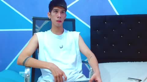 Snapshot of jhony_sex3 chatting on February 2025 09:53:02 AM jhony_sex3 online show from February 2025 09:53:02 AM