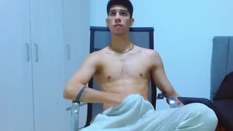 Snapshot of jhony_sex3 chatting on September 2025 07:08:01 AM jhony_sex3 online show from September 2025 07:08:01 AM