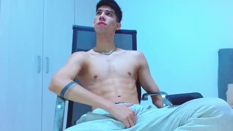 Snapshot of jhony_sex3 chatting on October 2025 04:31:01 AM jhony_sex3 online show from October 2025 04:31:01 AM