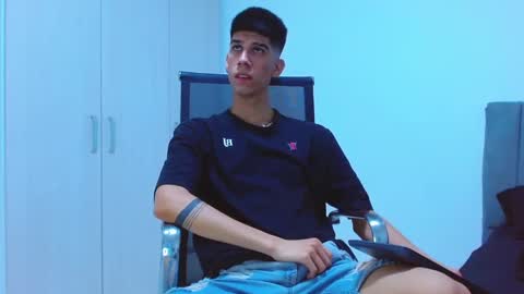 Snapshot of jhony_sex3 chatting on November 2025 12:16:01 PM jhony_sex3 online show from November 2025 12:16:01 PM