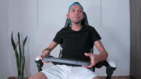 Jhors online show from October 2025 06:50:02 PM