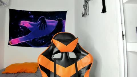 jhosep_hamilton online show from October 2025 10:47:02 AM