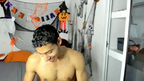 jhosep_hamilton online show from October 2025 07:03:02 PM