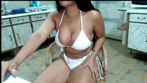 Jhosibeth N online show from September 2025 05:18:02 PM