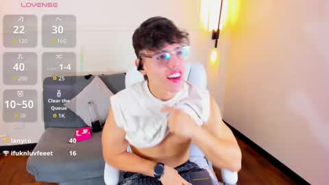 jhoumod_21 online show from September 2025 10:15:02 AM