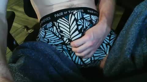 Snapshot of jhurt354 chatting on September 2025 04:07:01 AM Hungone online show from September 2025 04:07:01 AM