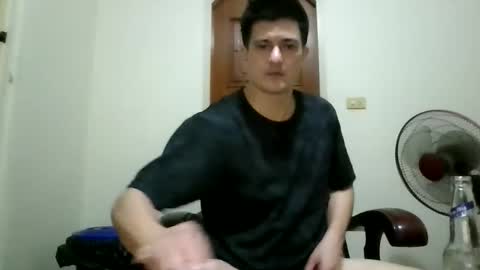 Snapshot of jhwozy chatting on November 2025 08:38:02 PM jhwozy online show from November 2025 08:38:02 PM