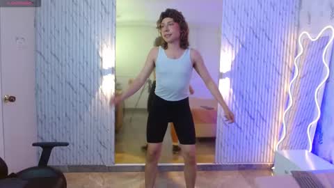 Hi Im Jim online show from October 2025 07:44:02 PM