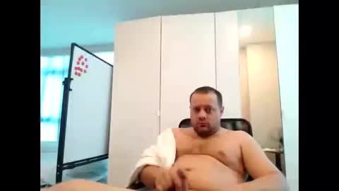 Snapshot of jimmy18love chatting on January 2025 12:42:01 AM jimmy18love online show from January 2025 12:42:01 AM