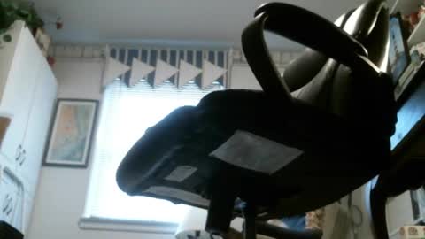 jimwellhung online show from February 2025 01:53:02 PM