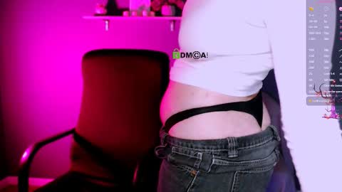 Snapshot of jina_toys chatting on November 2025 08:53:02 PM jina_toys online show from November 2025 08:53:02 PM