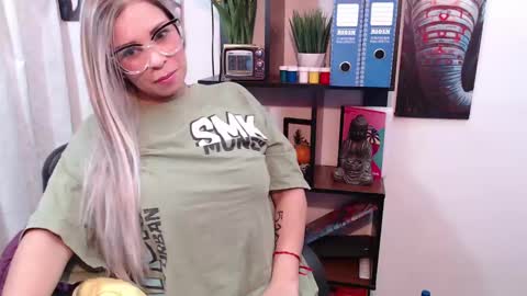 Jade M  online show from February 2025 02:31:01 AM