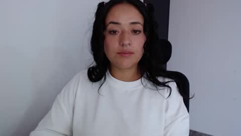 Julieta online show from January 2025 09:37:01 PM