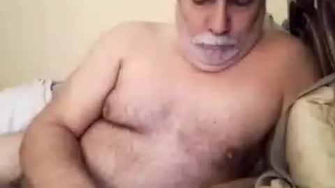 jkhemingway online show from November 2025 06:44:02 PM