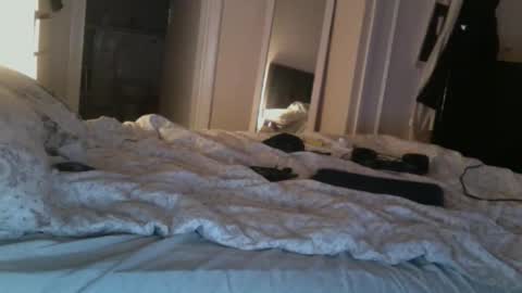 Benjamin Cuckington online show from October 2025 05:02:02 AM