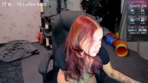 Snapshot of joan_wilson chatting on October 2025 09:45:01 PM joan_wilson online show from October 2025 09:45:01 PM