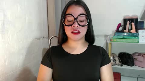 Joana online show from December 2024 07:52:02 PM