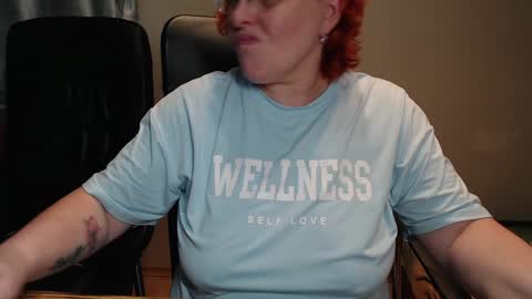 Snapshot of joannaandneighbour chatting on December 2024 01:03:01 PM Joanna and Greg online show from December 2024 01:03:01 PM