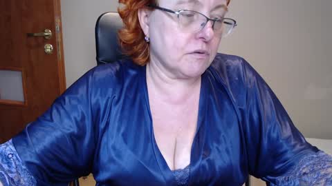 Snapshot of joannaandneighbour chatting on December 2024 01:22:02 PM Joanna and Greg online show from December 2024 01:22:02 PM