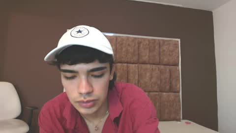 joecollins_ online show from October 2025 09:25:02 PM