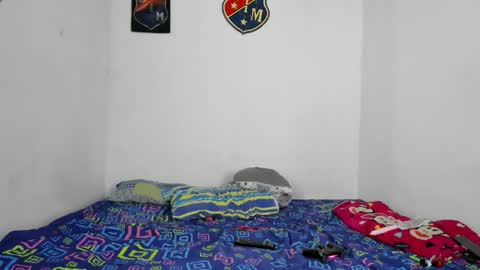 johan_and_antonella online show from October 2025 04:57:02 AM