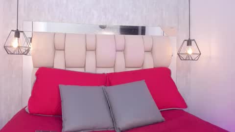 Johan  online show from September 2025 11:37:02 AM