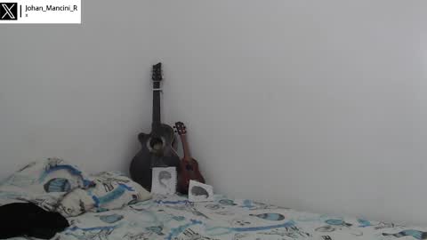 Snapshot of johan_mancini_r chatting on February 2025 06:59:01 PM johan_mancini_r online show from February 2025 06:59:01 PM