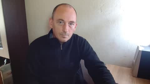 Snapshot of johanbarker chatting on October 2025 11:08:02 AM Johan online show from October 2025 11:08:02 AM