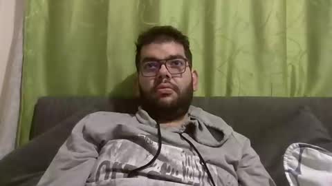 johanmanu123 online show from December 2025 10:44:02 AM