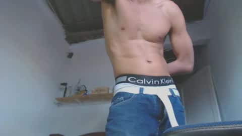 Snapshot of johantorres19 chatting on January 2025 10:15:01 PM johantorres19 online show from January 2025 10:15:01 PM