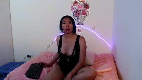 JOHANYXS online show from November 2025 05:57:02 PM