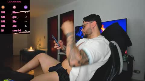 King -    online show from October 2025 11:05:01 PM