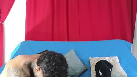 Snapshot of john_and_louis chatting on September 2025 11:10:01 AM John online show from September 2025 11:10:01 AM