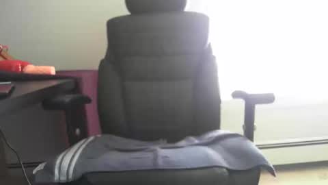 john_smith021 online show from October 2025 07:23:02 PM