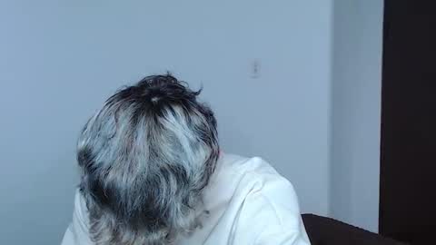 John Vichenso online show from October 2025 09:50:02 PM