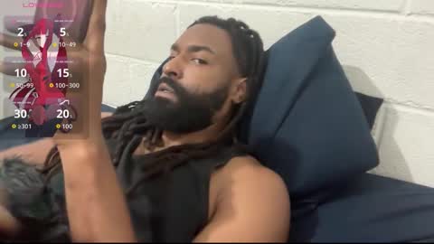 John Gabbana online show from October 2025 02:47:02 PM