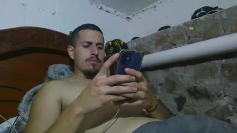 Johnny online show from January 2025 12:28:02 AM