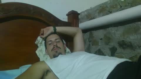 Johnny online show from November 2025 07:45:01 PM