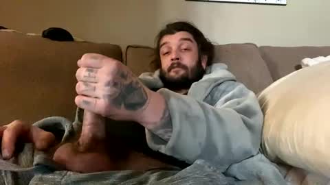 Snapshot of johnnythunde chatting on March 2025 06:18:01 PM johnnythunde online show from March 2025 06:18:01 PM