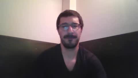 Snapshot of johnparis7575 chatting on November 2025 09:02:02 PM Johnfrench online show from November 2025 09:02:02 PM