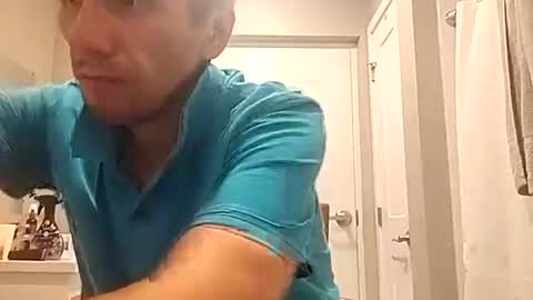 Snapshot of johnrenville1987 chatting on October 2025 05:59:01 AM johnrenville1987 online show from October 2025 05:59:01 AM